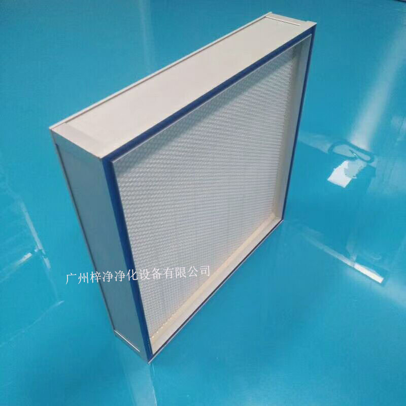 影響高效過濾器阻力的因素眾多，包括過濾材料、過濾器結(jié)構(gòu)、過濾介質(zhì)、環(huán)境因素和操作因素等。