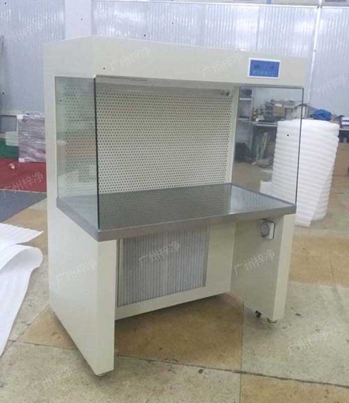 冷軋鋼板烤漆水平流潔凈工作臺(tái)